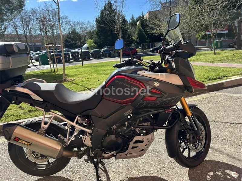 Suzuki V-Strom 1000 – Vista 8