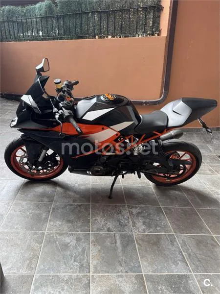 KTM RC – Vista 6
