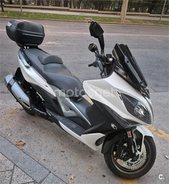 Kymco Xciting 400i – Vista 3