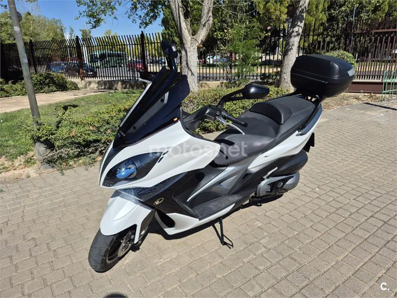 Kymco Xciting 400i – Vista 10
