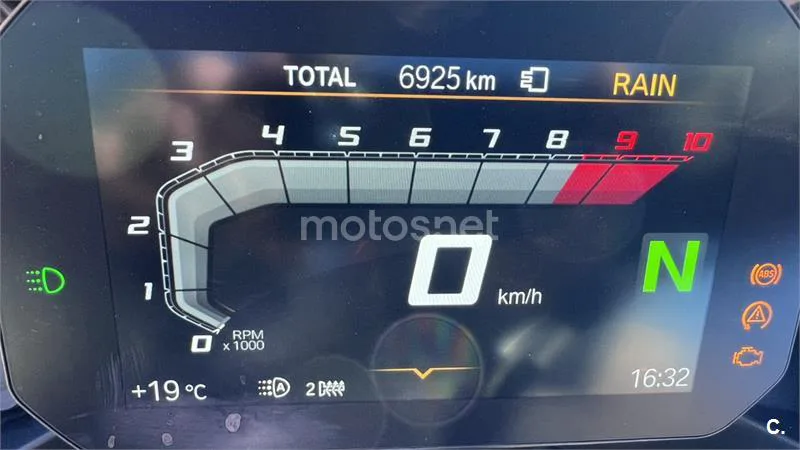 BMW F 850 – Vista 2