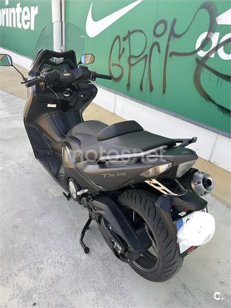 Yamaha TMAX 530 – Vista 5