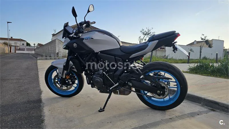 Yamaha MT-07 – Vista 3