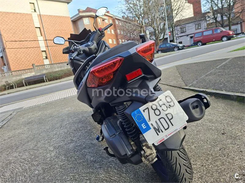 Yamaha XMAX 125 – Vista 6