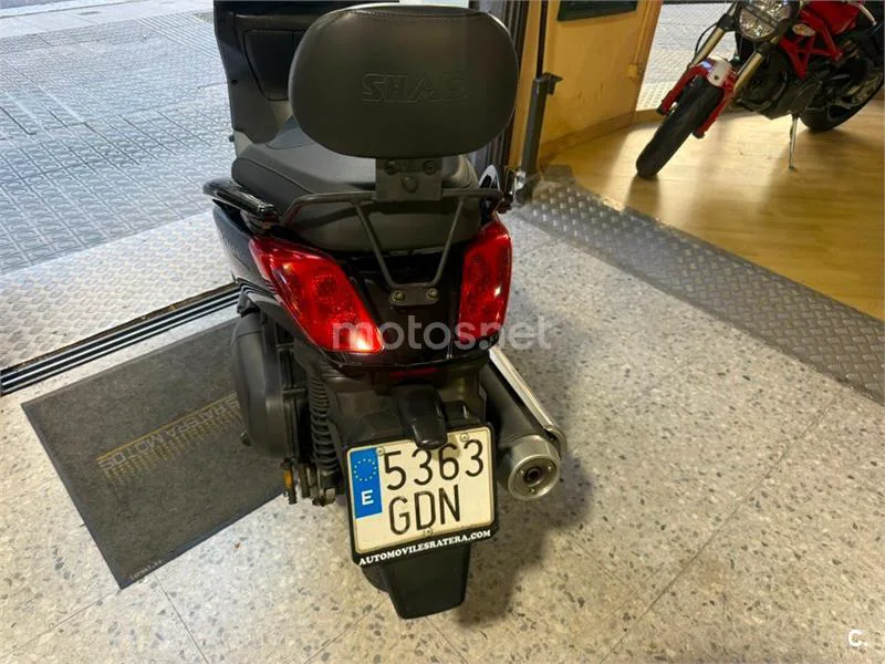 Yamaha XMAX 125 – Vista 8