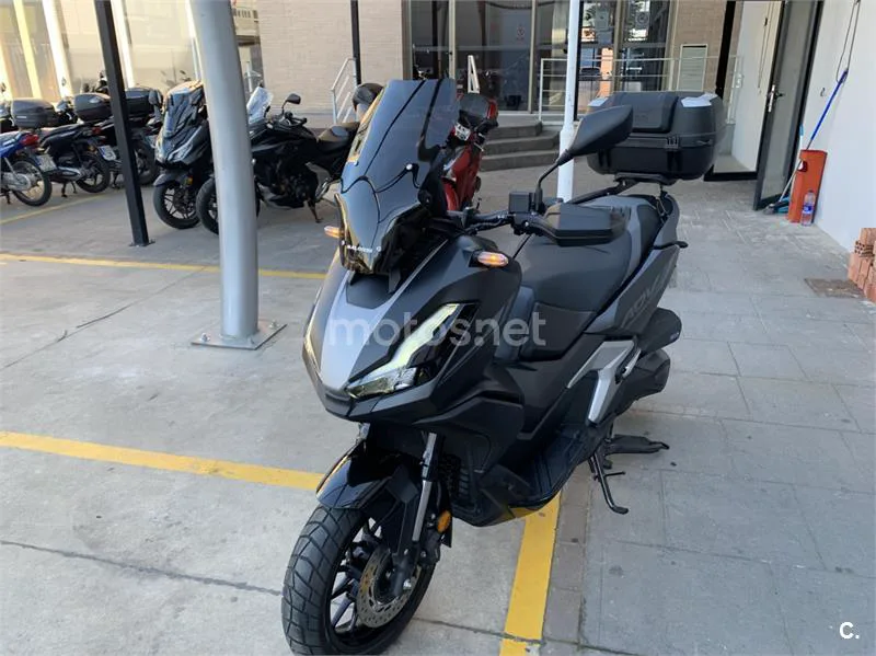 Honda ADV 350 – Vista 5