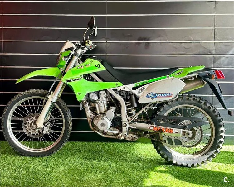 Kawasaki KLX250 – Vista 4
