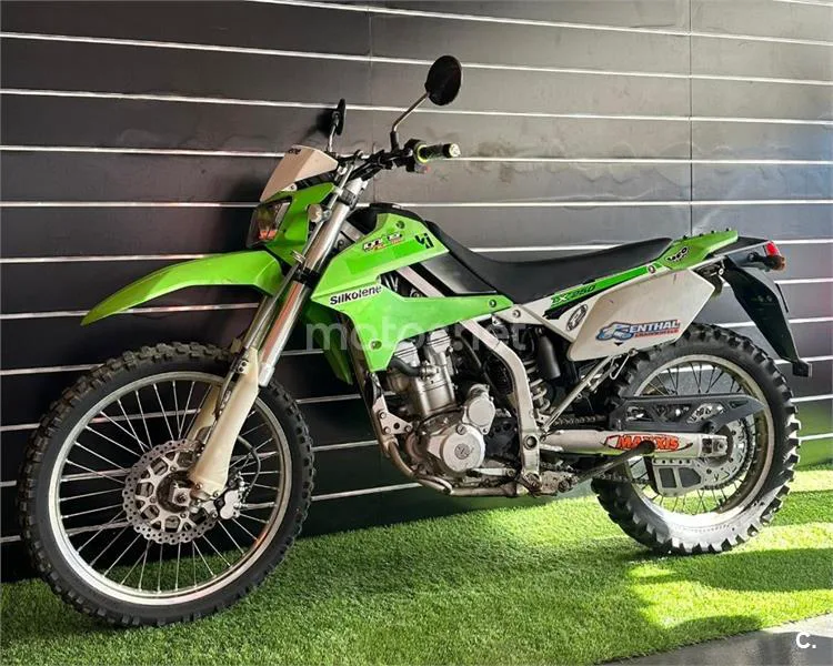 Kawasaki KLX250 – Vista 5