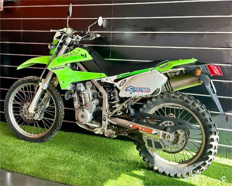 Kawasaki KLX250 – Vista 6