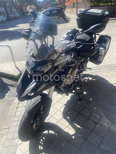 Benelli TRK 502 – Vista 2