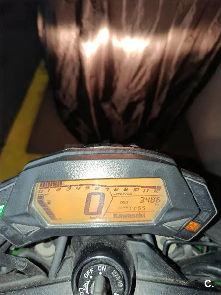 Kawasaki Z 125 – Vista 4