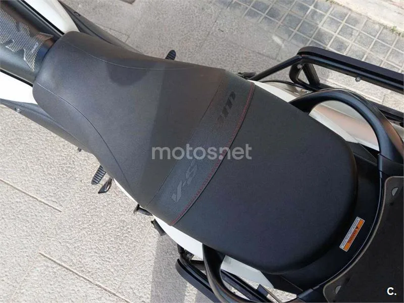 Suzuki V-Strom 650 – Vista 11