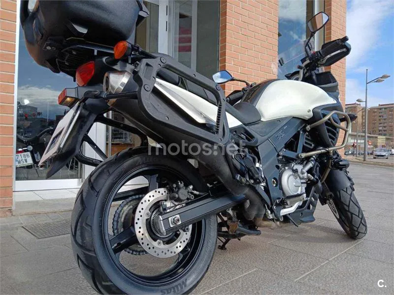 Suzuki V-Strom 650 – Vista 5