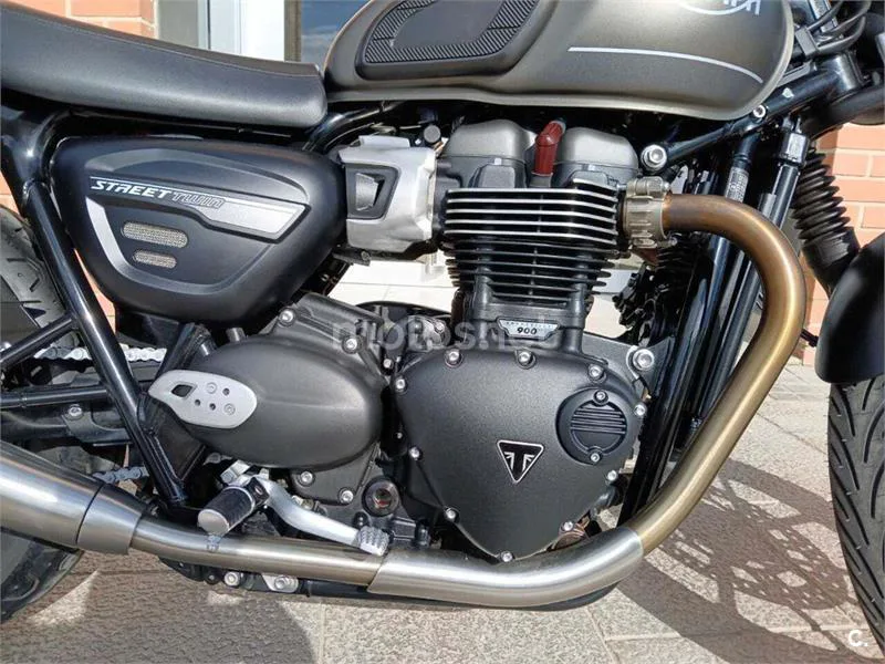 Triumph Street Twin – Vista 3