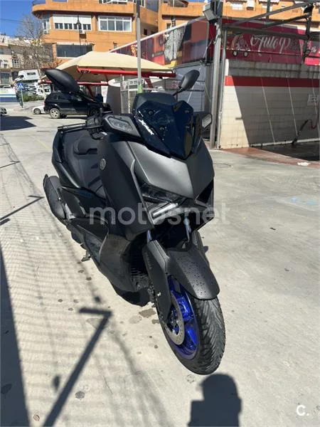 Yamaha XMAX 125 – Vista 6
