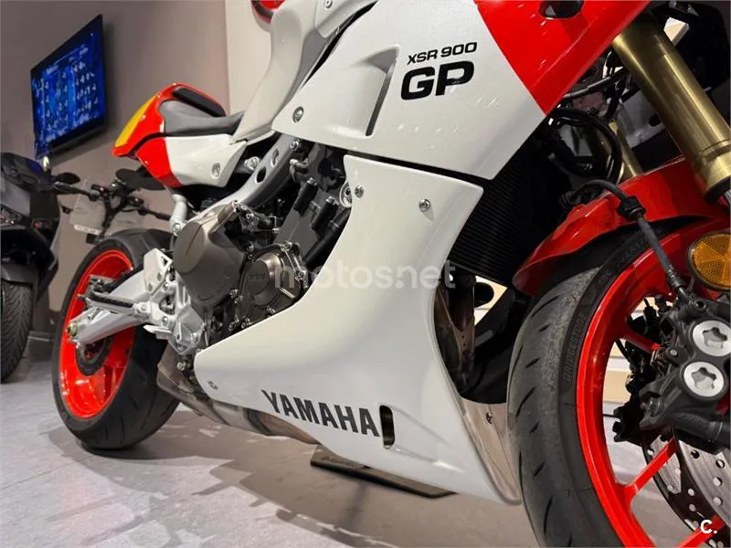 Yamaha XSR 900 GP – Vista 15