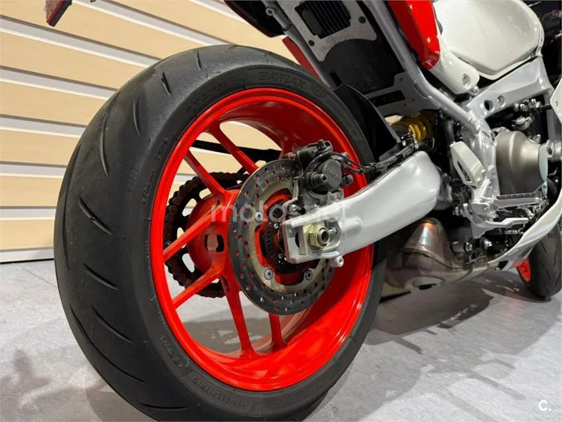 Yamaha XSR 900 GP – Vista 16
