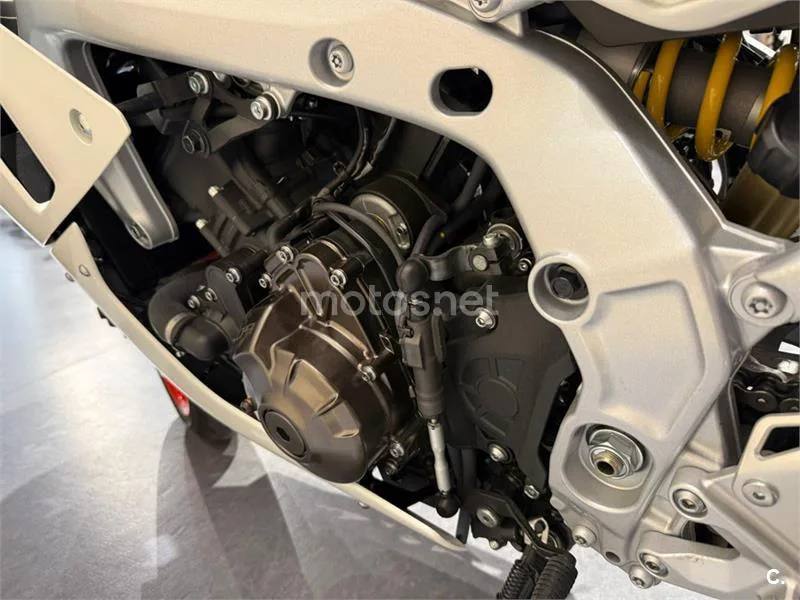 Yamaha XSR 900 GP – Vista 4