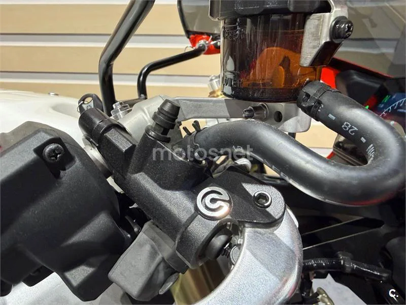 Yamaha XSR 900 GP – Vista 8