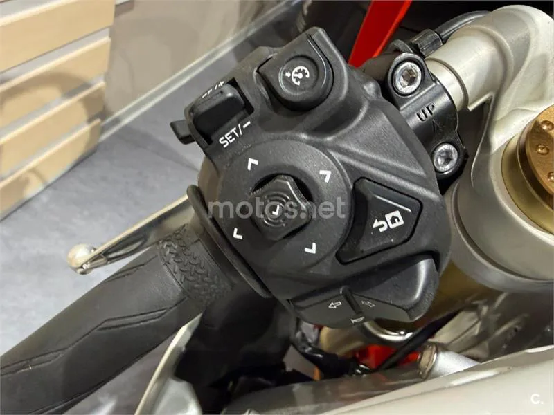 Yamaha XSR 900 GP – Vista 9