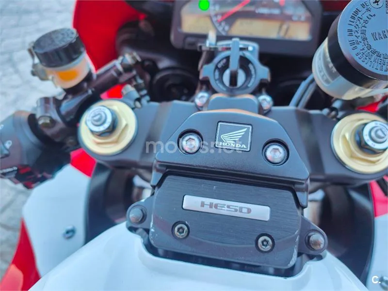 Honda CBR 1000 RR Fireblade – Vista 17