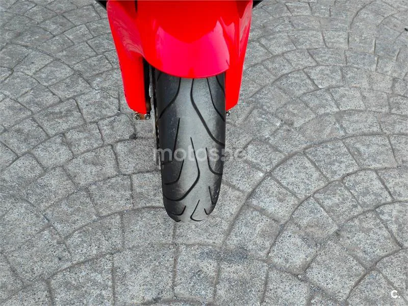 Honda CBR 1000 RR Fireblade – Vista 4