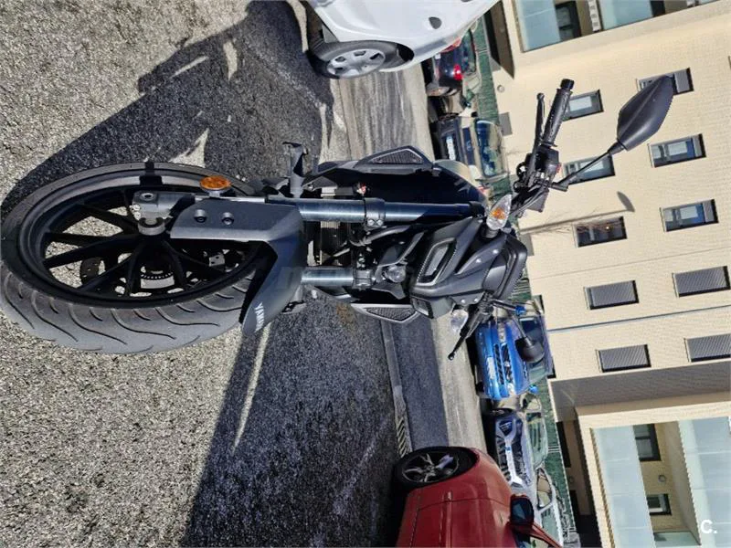 Yamaha MT-125 – Vista 3