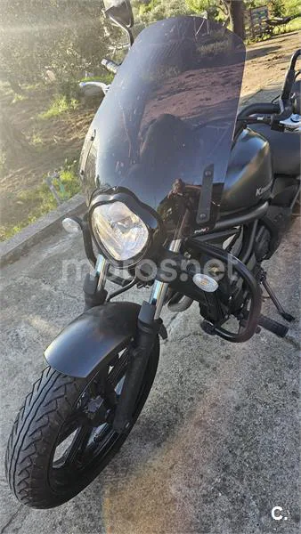 Kawasaki Vulcan S – Vista 3