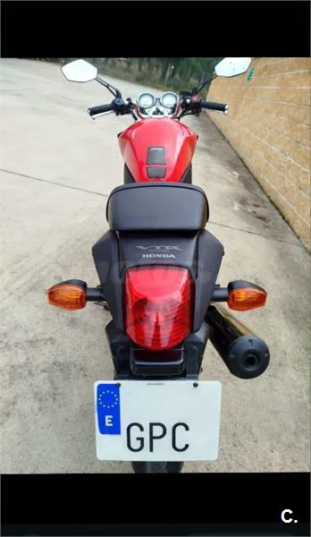 Honda VTR 250 – Vista 4