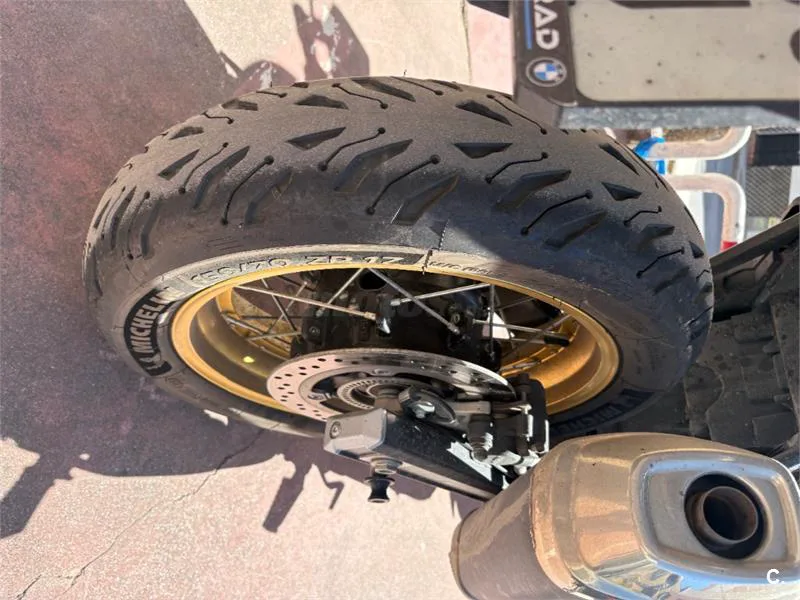 Suzuki V-Strom 650 XT – Vista 4