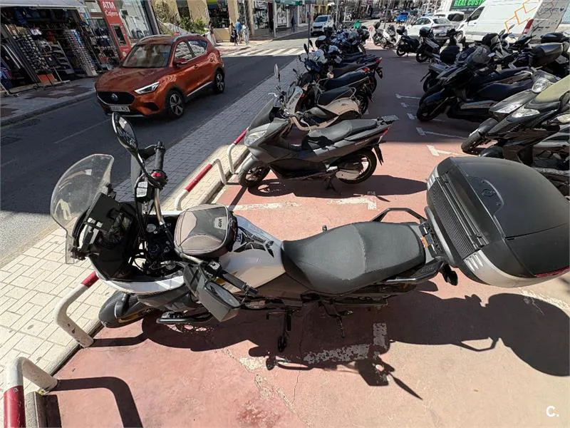 Suzuki V-Strom 650 XT – Vista 7