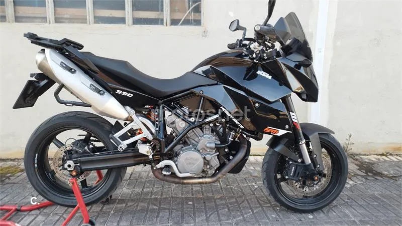 KTM 990 SUPERMOTO T – Vista 7