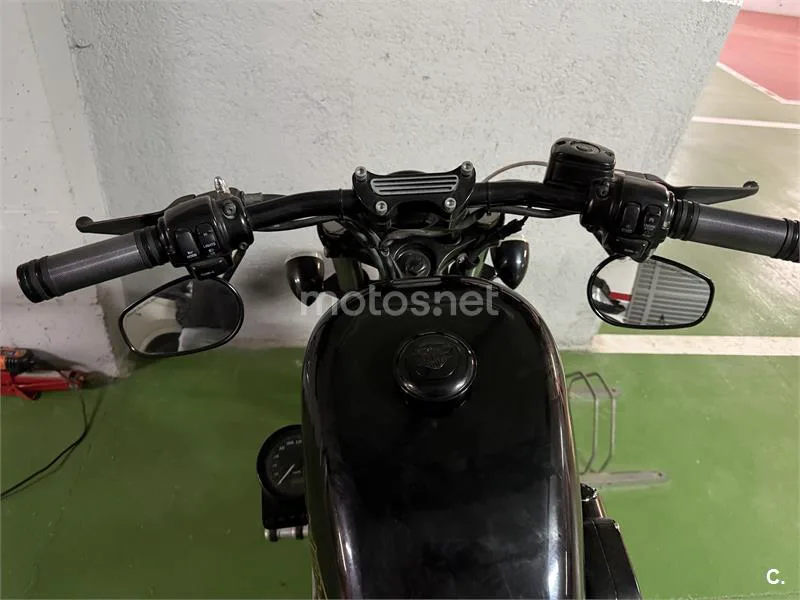 Harley-Davidson Sportster 883 – Vista 3