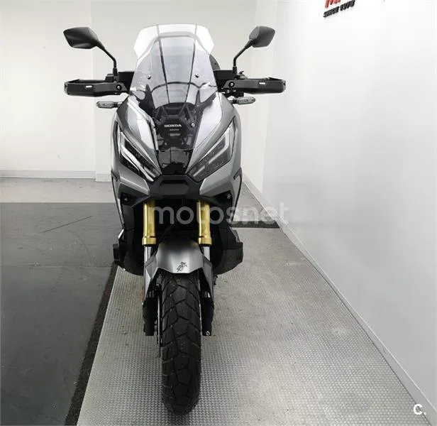 Honda X-ADV – Vista 3