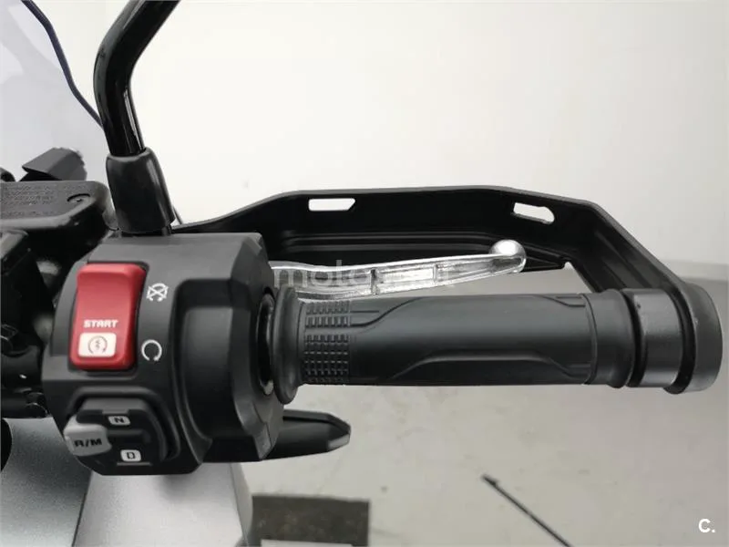 Honda X-ADV – Vista 8