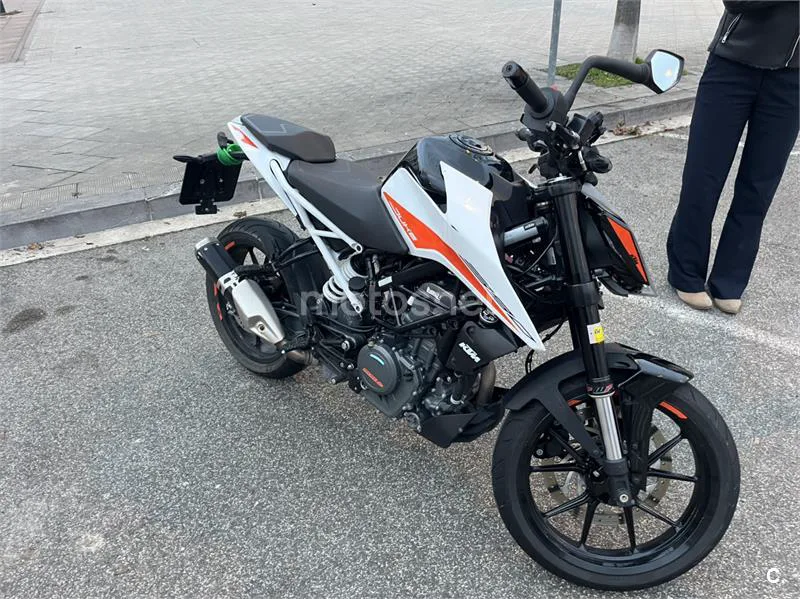KTM 390 – Vista 3