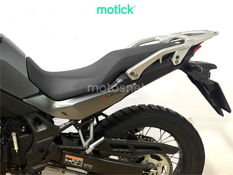 Honda XL 750 Transalp – Vista 7