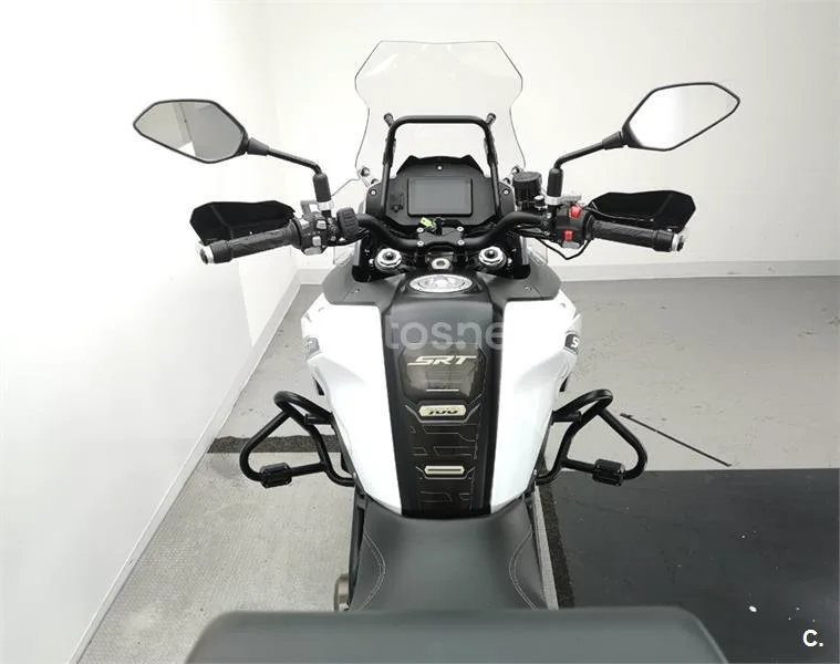 QJ Motor SRT 700 X – Vista 7