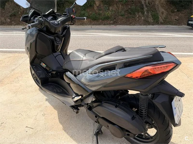 Yamaha XMAX 125 – Vista 8