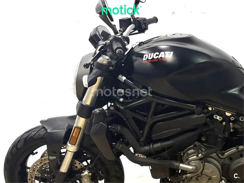 Ducati Monster 821 – Vista 6