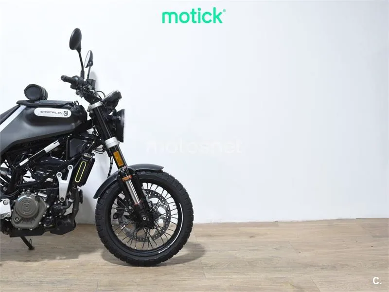 Husqvarna Svartpilen 125 – Vista 4