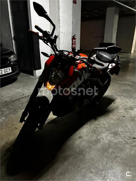 KTM 125 – Vista 6