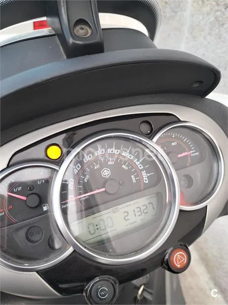 Piaggio Beverly 3000 € 2019 Valencia - 1