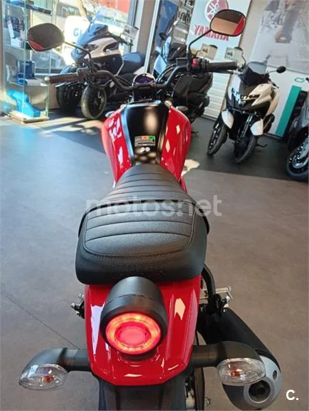 Yamaha XSR 125 – Vista 5