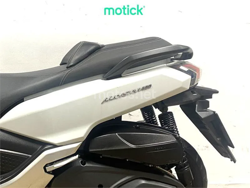 SYM Maxsym 400 – Vista 8