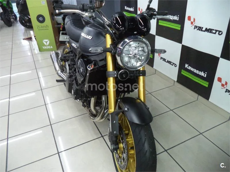 Kawasaki Z900RS - Vista 3