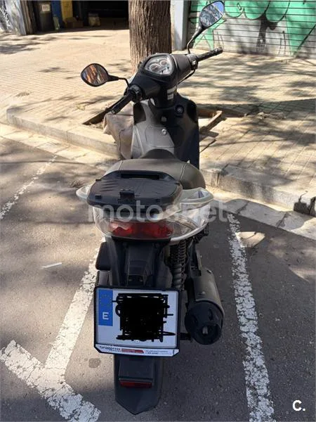 Kymco Agility 125 – Vista 4