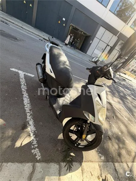 Kymco Agility 125 – Vista 5