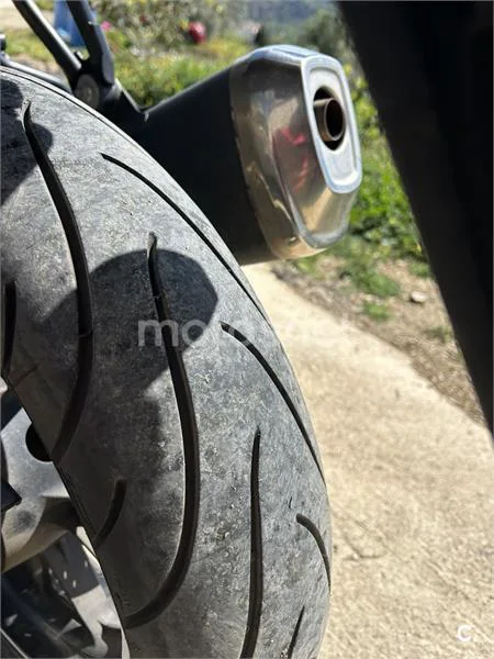 Suzuki V-Strom 650 – Vista 11