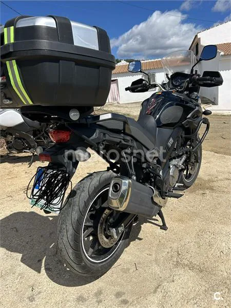 Suzuki V-Strom 650 – Vista 8